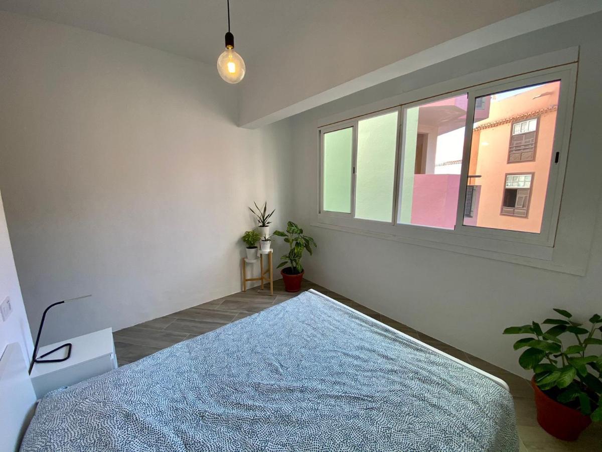 Room With Private Bathroom - Vivienda Vacacional Out Of Blue Санта-Крус-де-ла-Пальма Екстер'єр фото