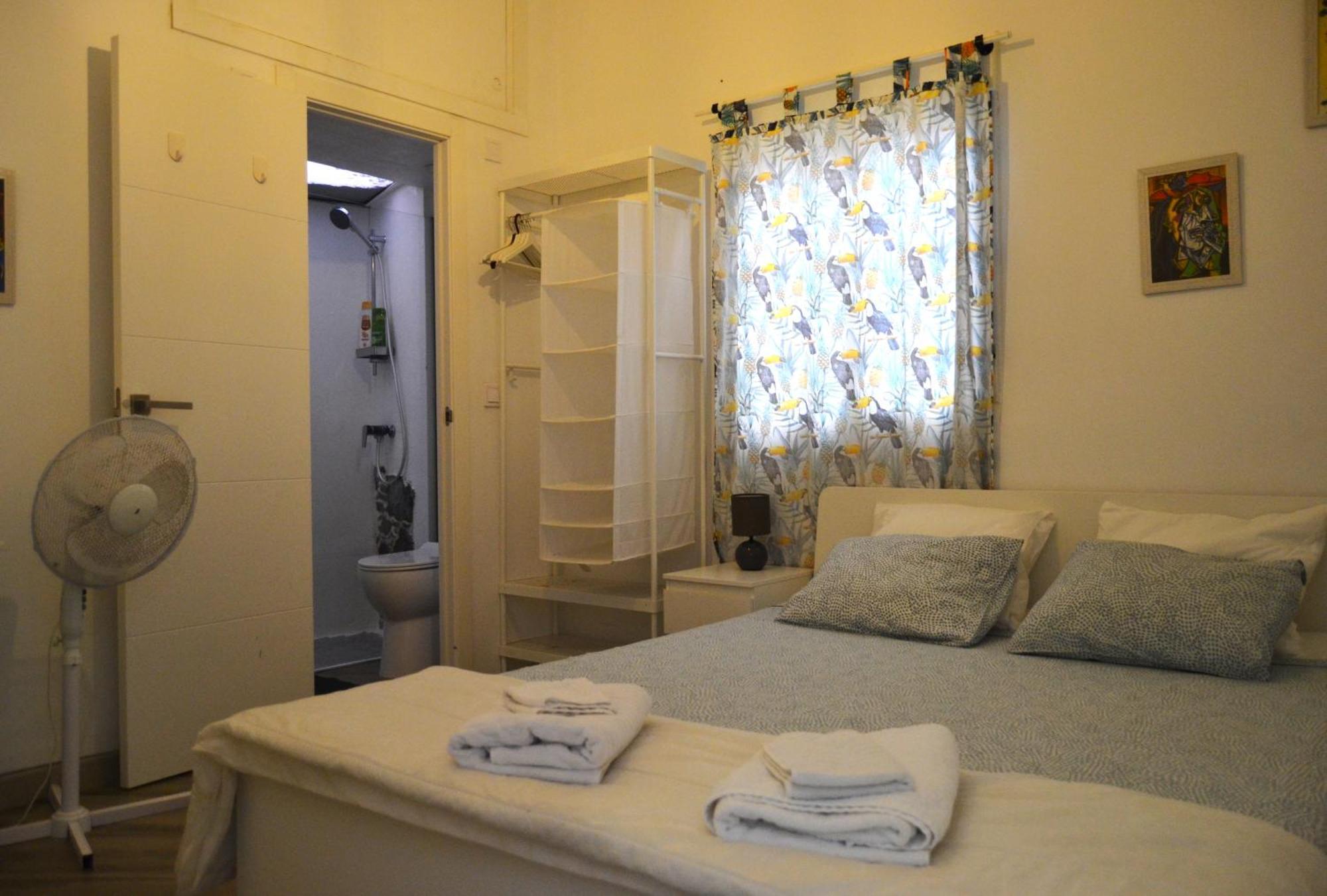 Room With Private Bathroom - Vivienda Vacacional Out Of Blue Санта-Крус-де-ла-Пальма Екстер'єр фото